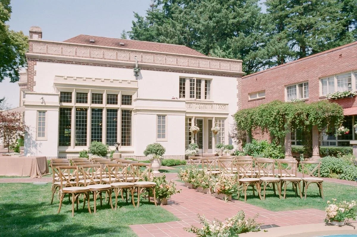 "STYLE ME PRETTY" FEATURES LAIRMONT MANOR!