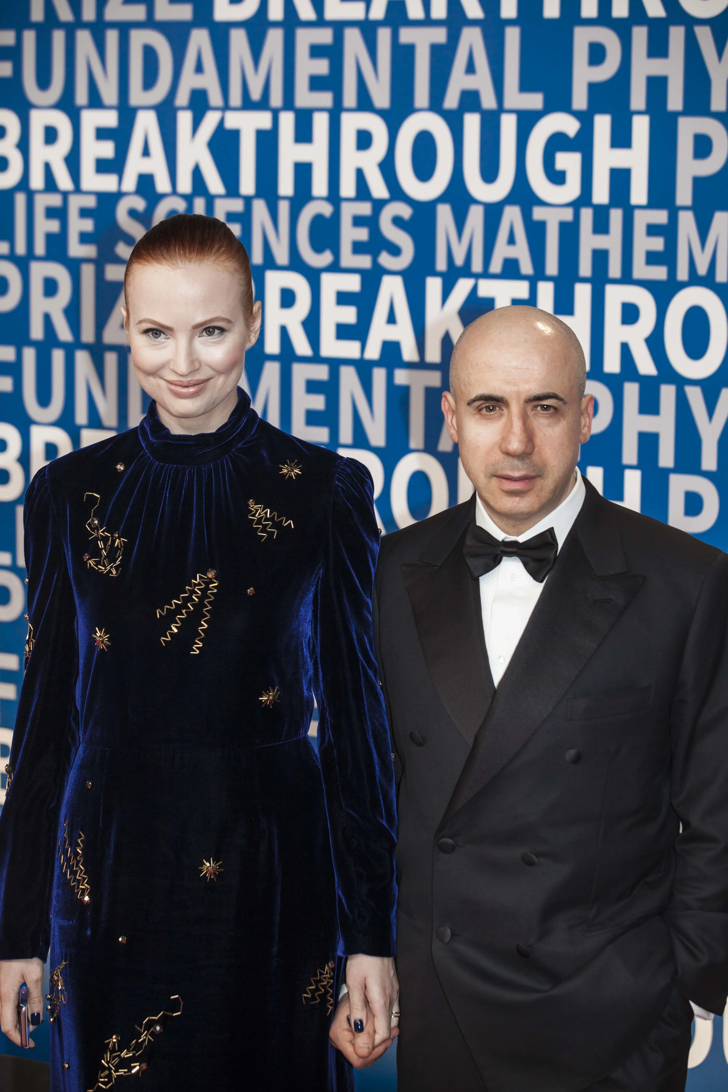 尤里 米尔纳.jpg