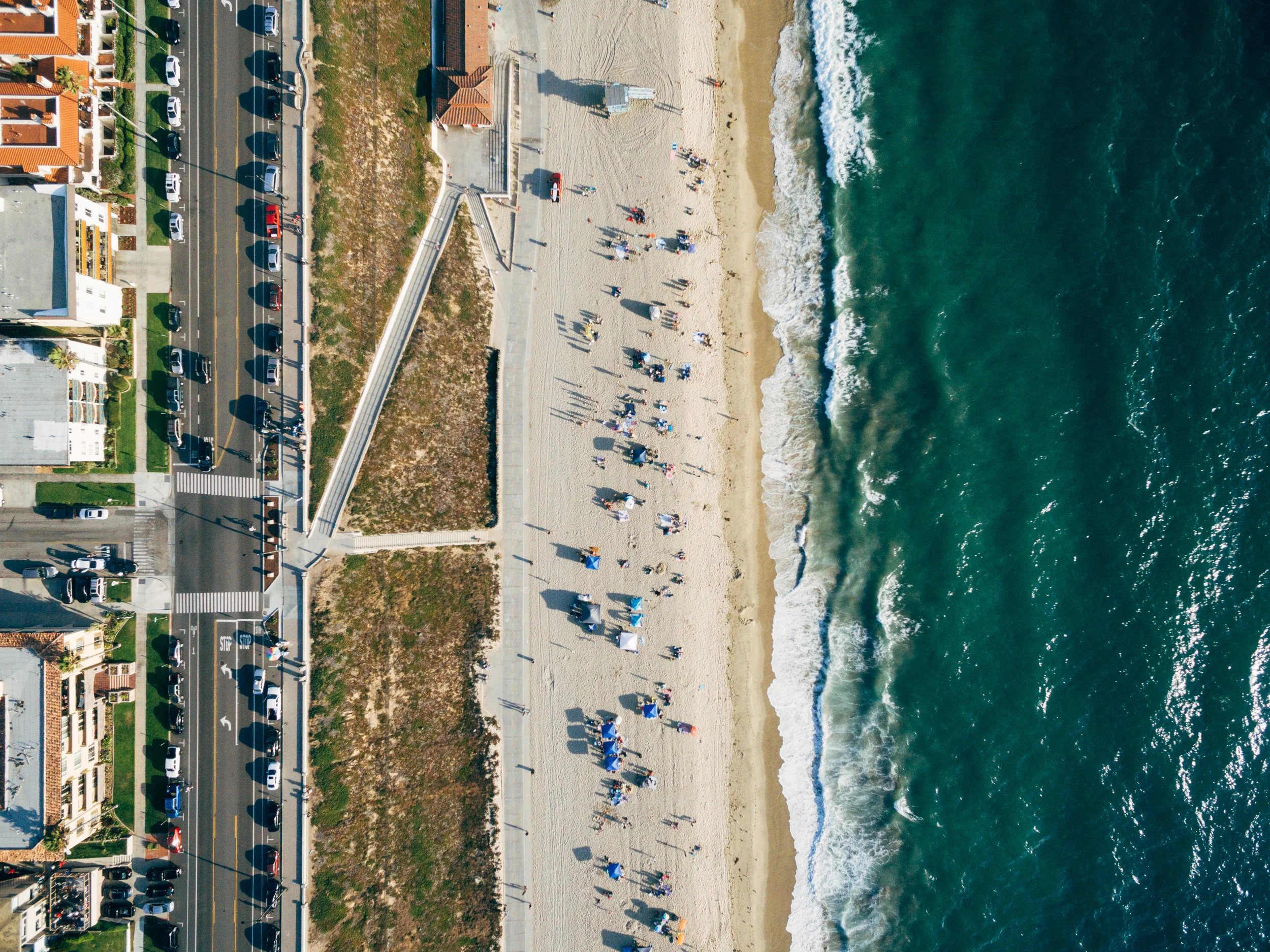 paul-303766 beach drone looking down.jpg