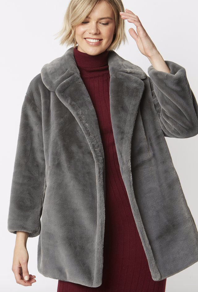 gray fluffy coat