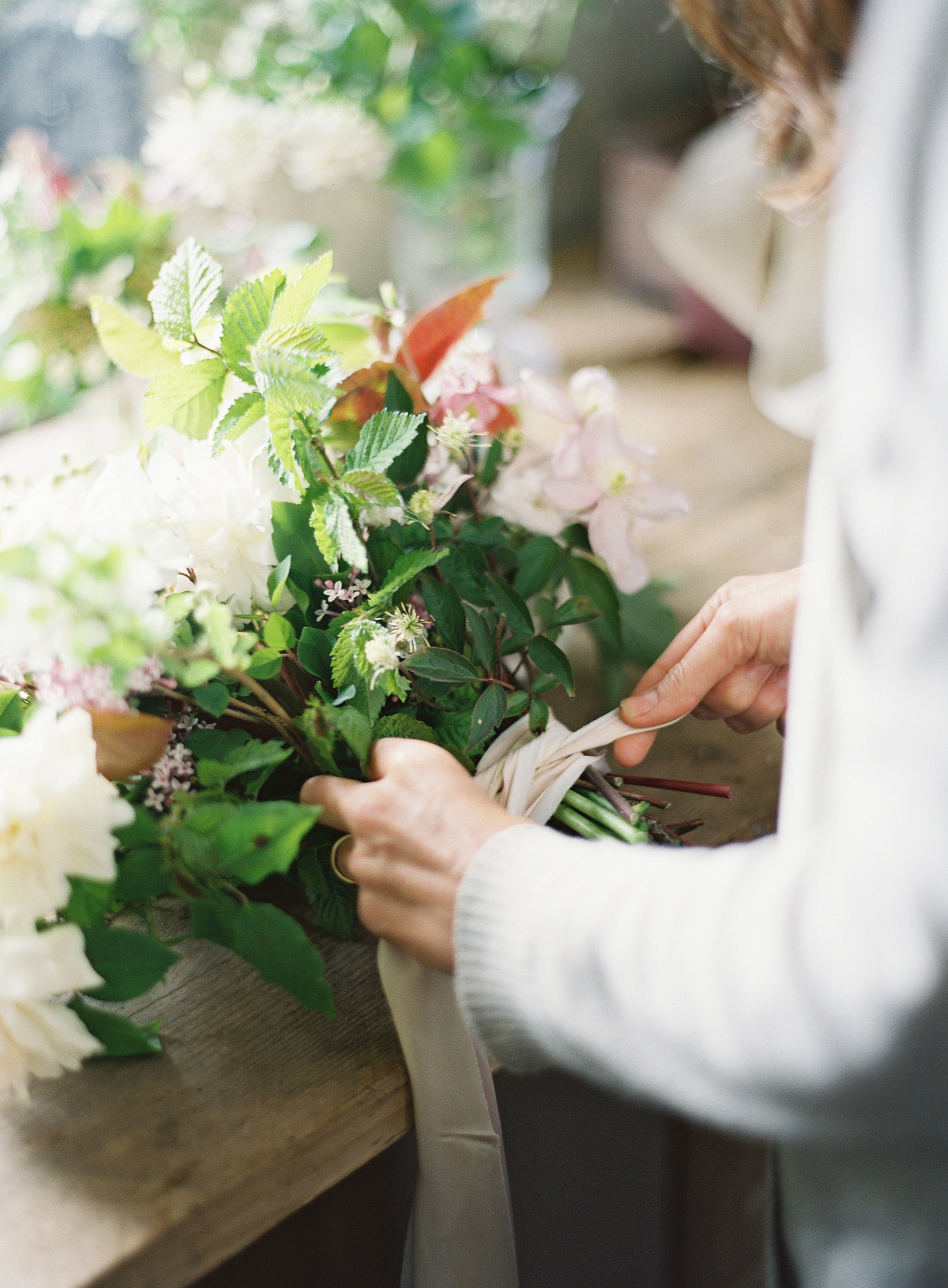 Bridal bouquet industry level classes b