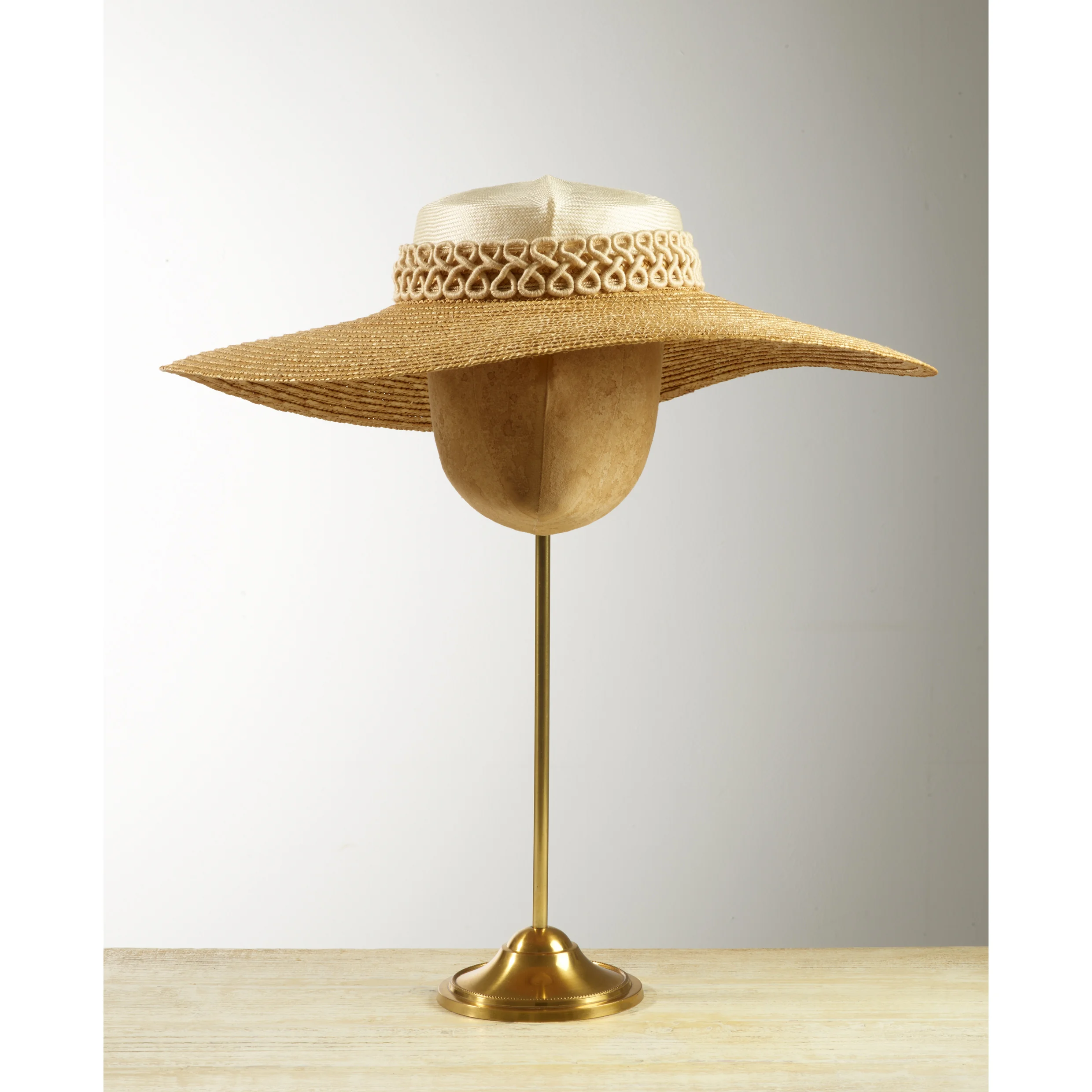 MINKA - £350