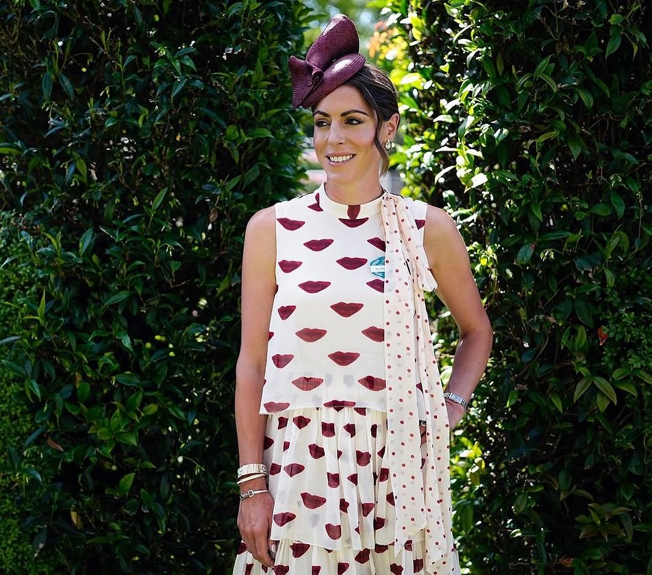 R O Y A L  A S C O T 🐎 👒 🎩 
D a y 2
Adore this so much, @alyvance1 looking incredible in our SCROLL in maroon 🤍
Thank you @nickymalonepr 
#camillarosemillinery #mycamillarose #camillarosehathire #boater #ascothats #ascotboater #royalascot #royala
