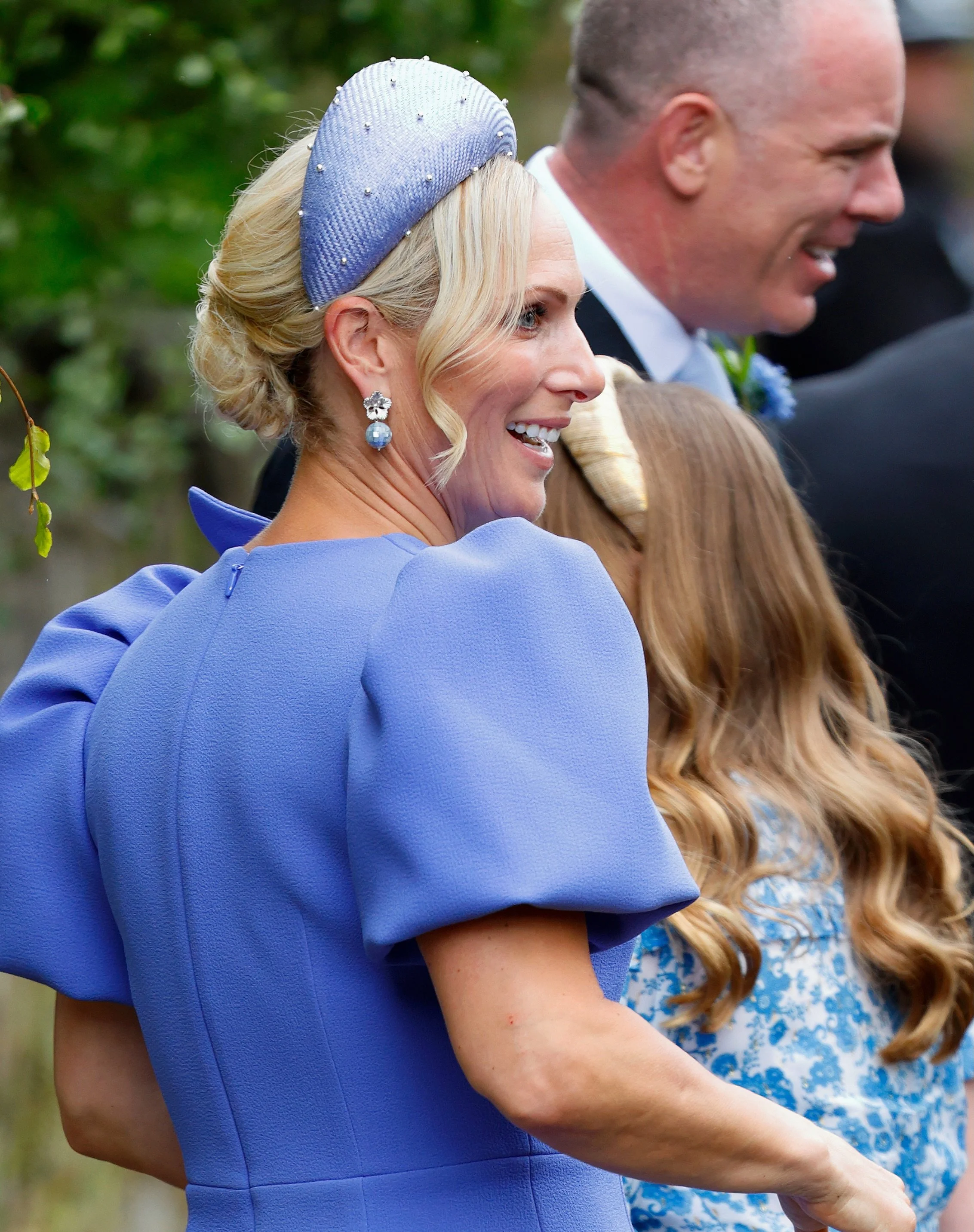 Z A R A 💜
Beautiful Zara in a bespoke, hand dyed, beaded headband for the wedding of Peter Philips and Harriet Sperling.

👒 bespoke 
👗 @rebeccavallance 
💎 @hectorlionjewellery 
👠 @emmylondonofficial 
Styling @anniemiallstyling 
Hair @charlottepa