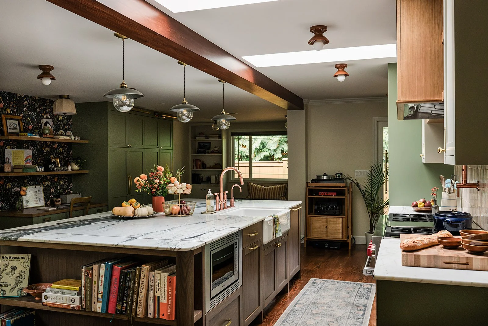 Virginia Roberts 18.jpg