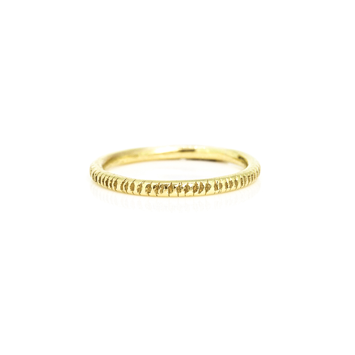 sorrelbay-hammered-Gold-Band_1.jpg