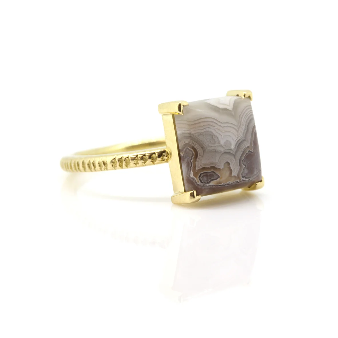 Square agate ring sorrel bay.jpg