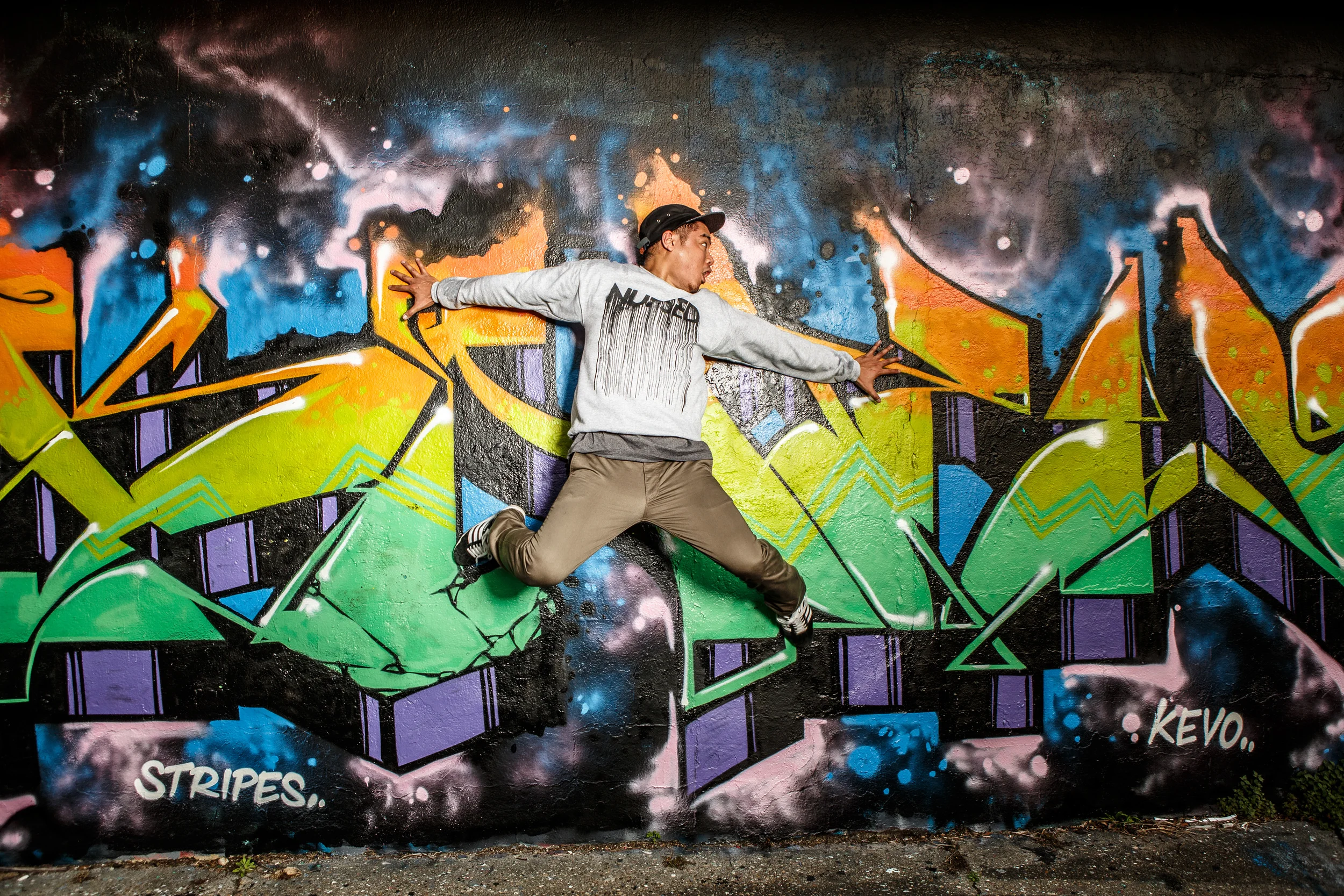 kenny_his_wall_mainst_20140218_00207.jpg