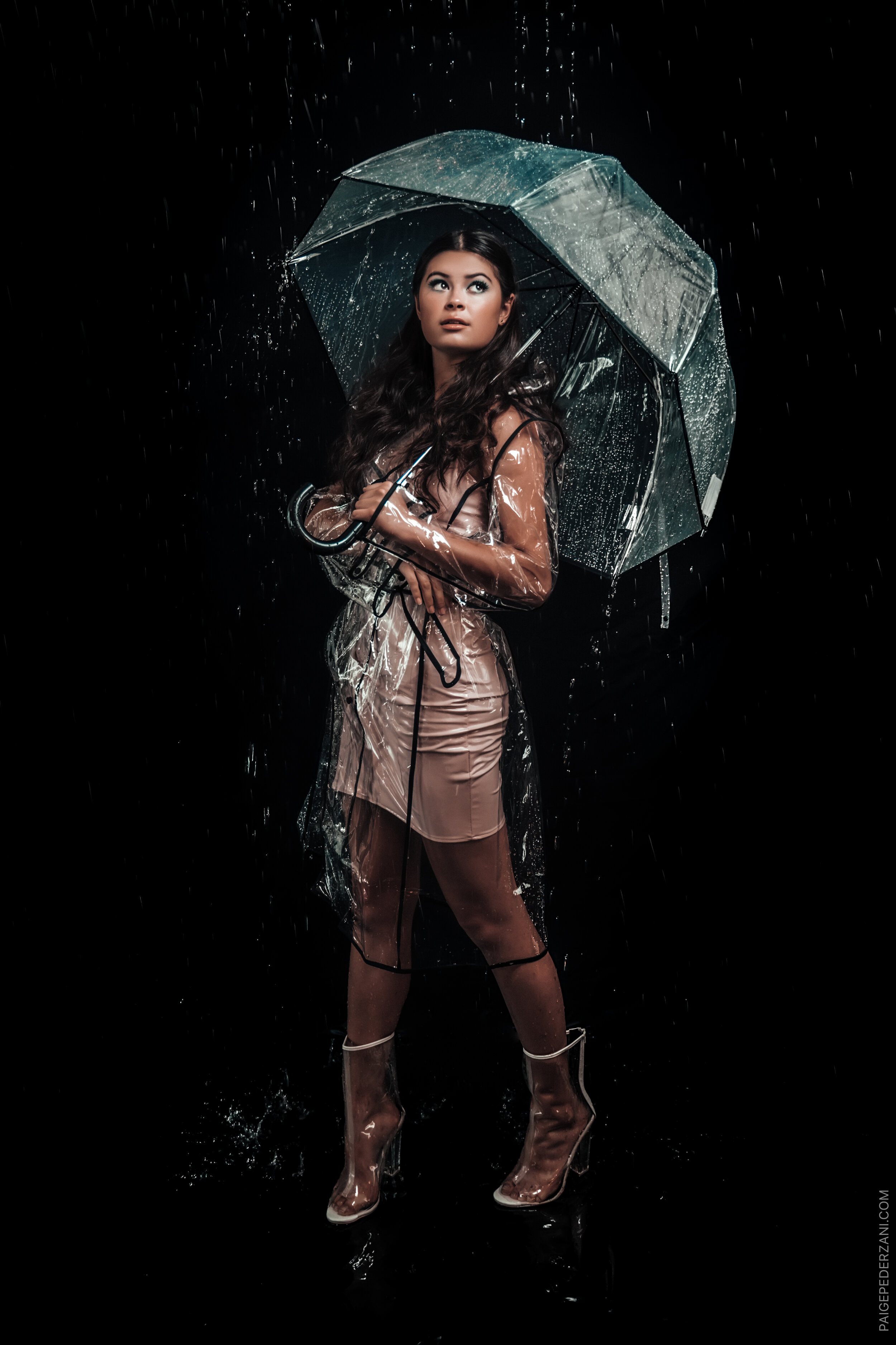 paigepederzaniphotography_sophiechabris_rainroom-9.jpg