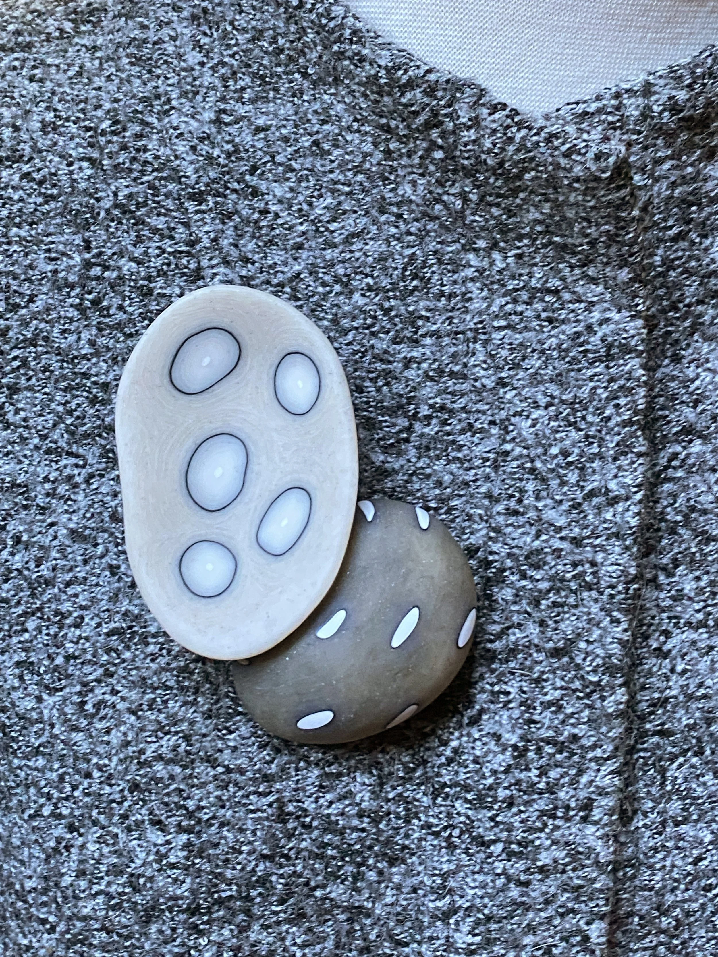 Shell and Rock Brooch in Cream Brown 2.jpg