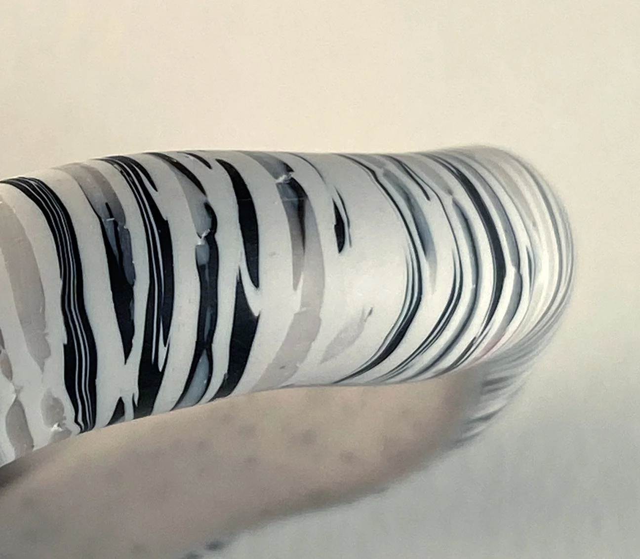 B & W wavey bangle 3.jpg