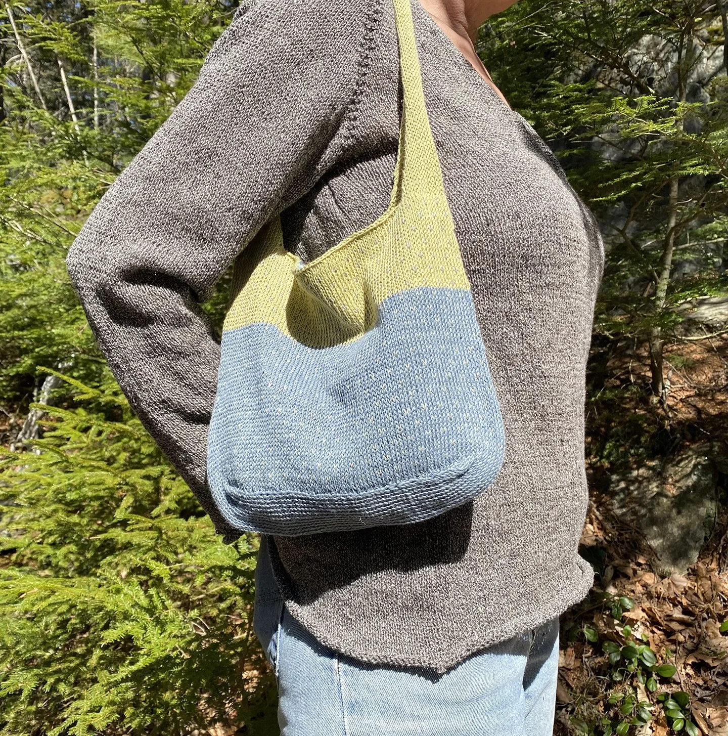light blue yellow w green v 3.jpg