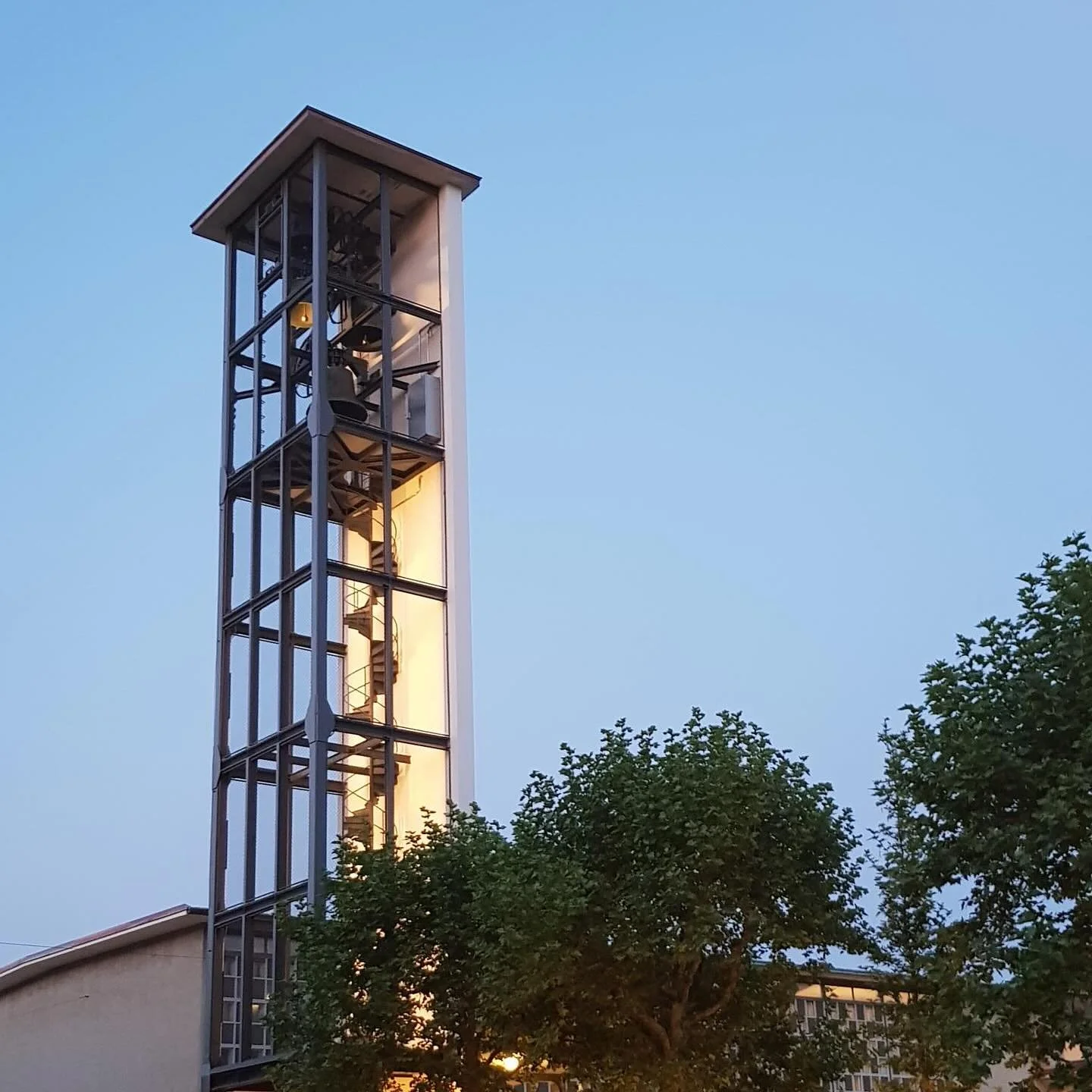 Projekt: 1906 Sanierung der Johanneskirche, Basel
Lichtplaner: H&uuml;bschergestaltet GmbH, Basel⁠⠀⁠ ⁠@huebschergestaltet
Bauherrschaft: Evangelisch-Reformierte Kirche, Basel-Stadt @erkbsl
Architekten: Nussbaumer Tr&uuml;ssel Architekten und Gestalte