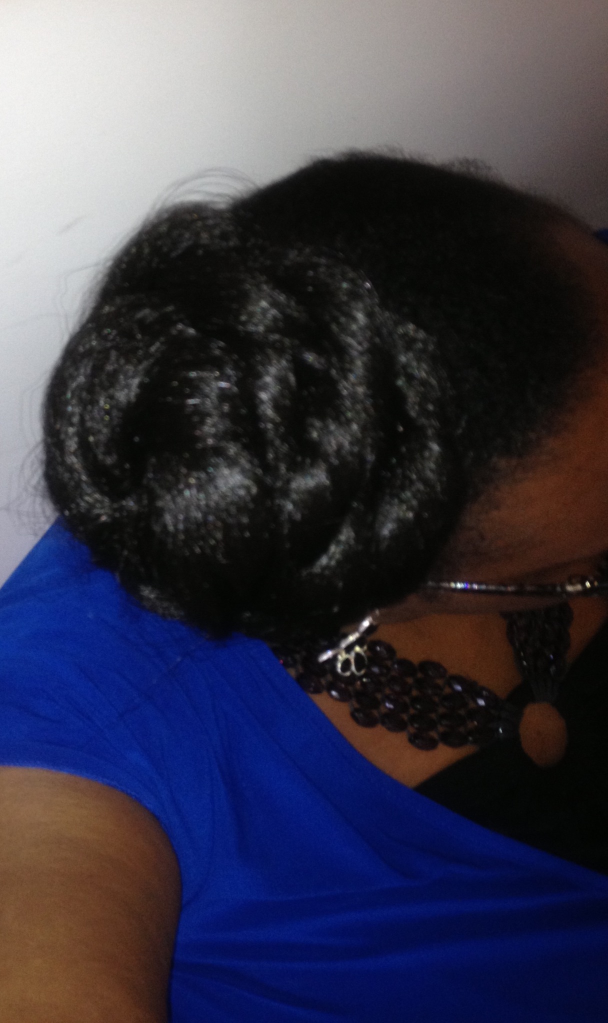 Side twist bun