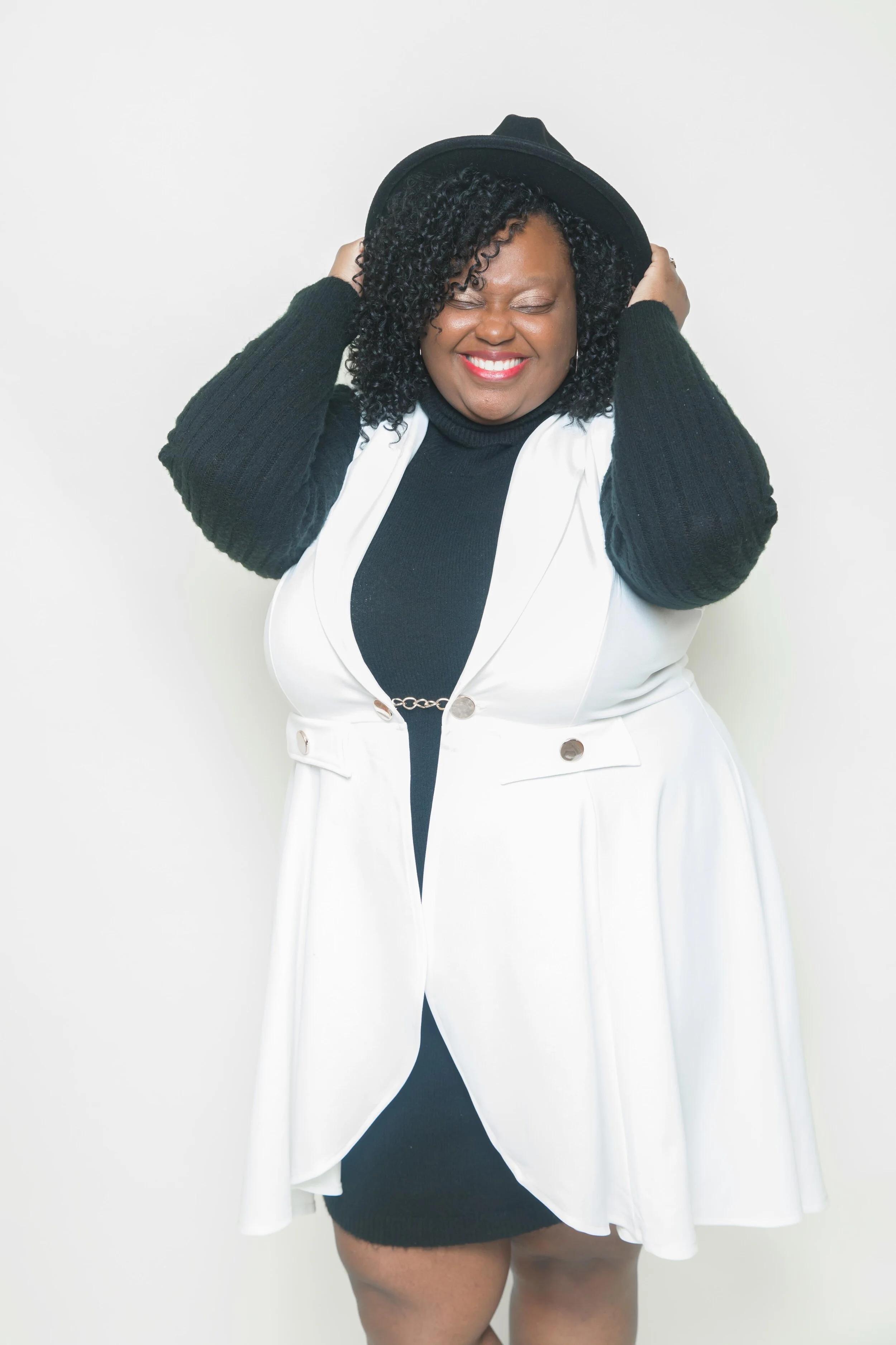 EYES CLOSED SMILE WHITE_BLACK - ME.jpg