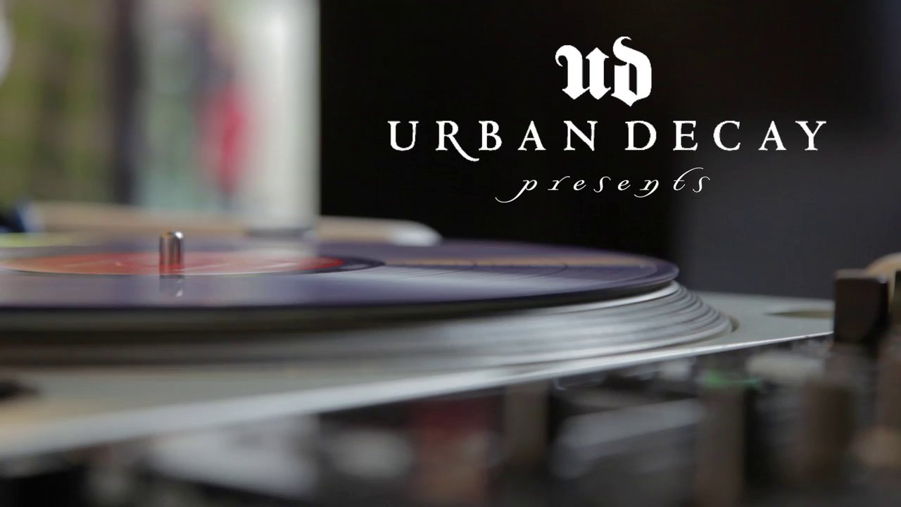 Urban Decay Kisshibition