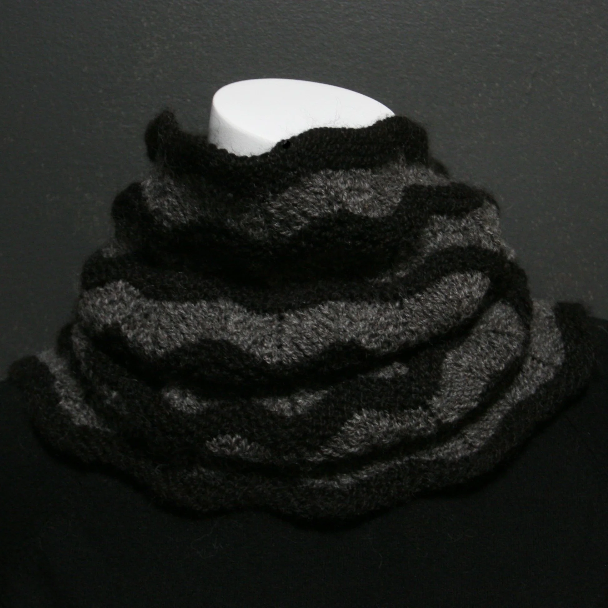 Making Waves Cowl 1.jpg