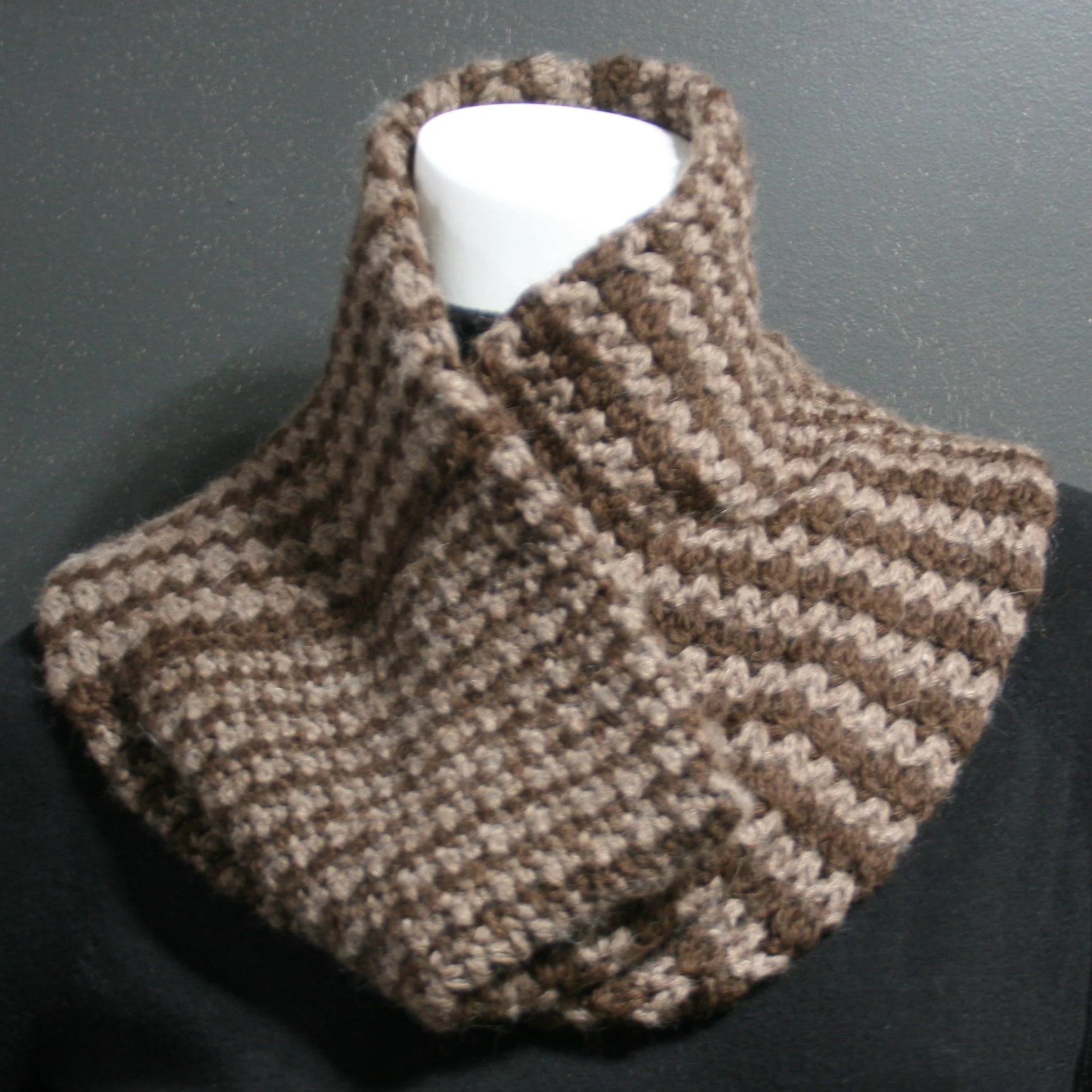 Crochet Cowl 2.jpg