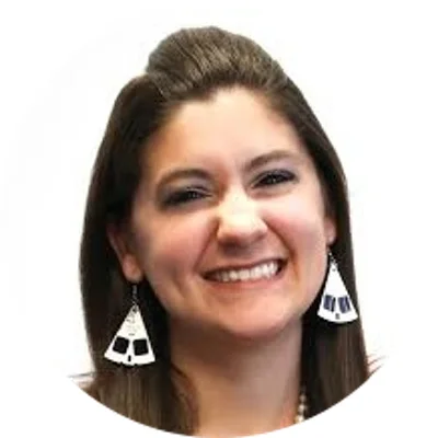 Felicia Clark: Communication Specialist