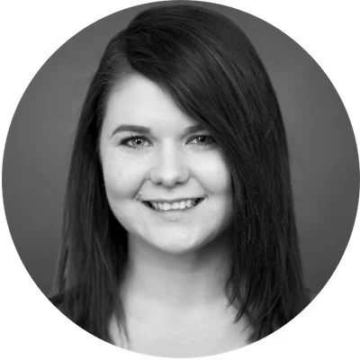 Lauren Pope: Copywriter & Social Media Marketing Manager 