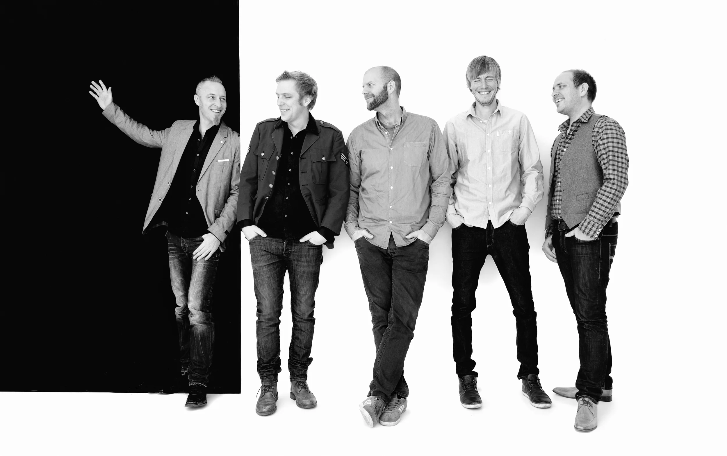 Ni Liv spiller konsert 19. september