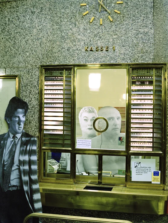 Dealer Deluxe magazine