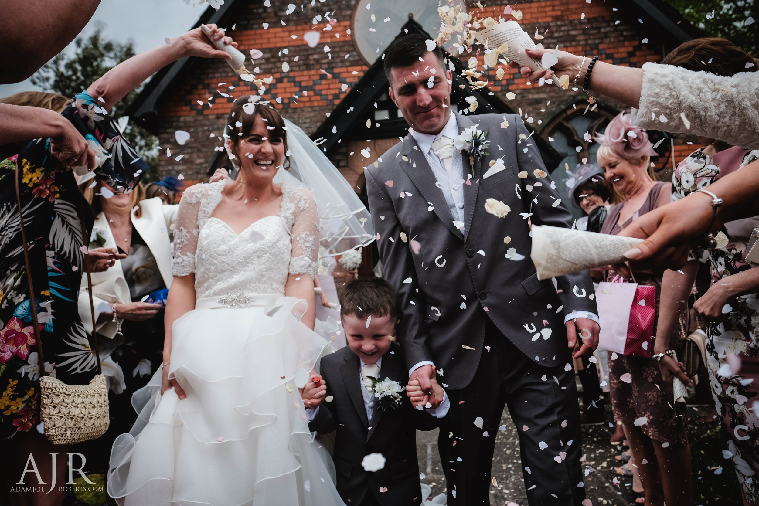 wedding photographer based in widnes cheshire wedding photography liverpool (9 of 9).jpg