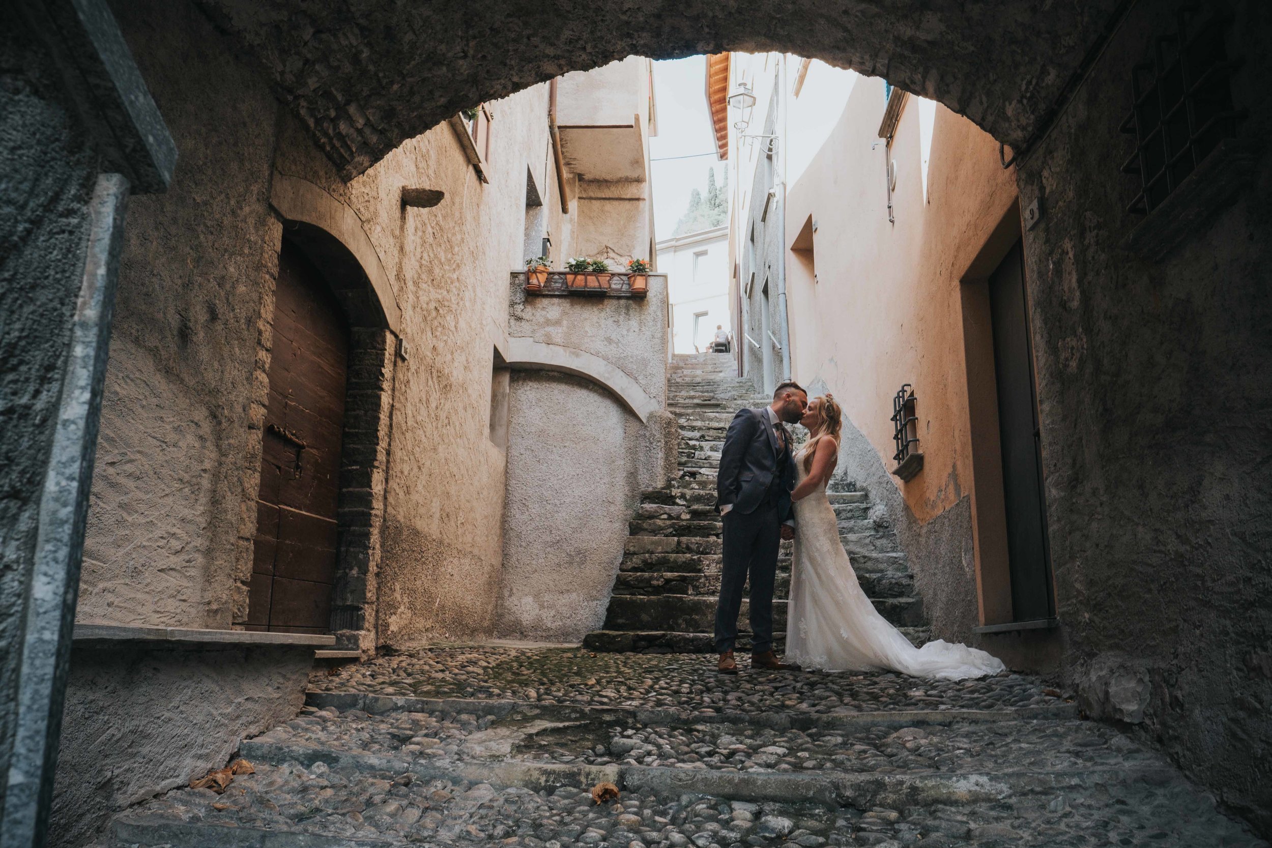 Laco Como Italy destination wedding photographer cheshire north west england documentry photography (76 of 117).jpg
