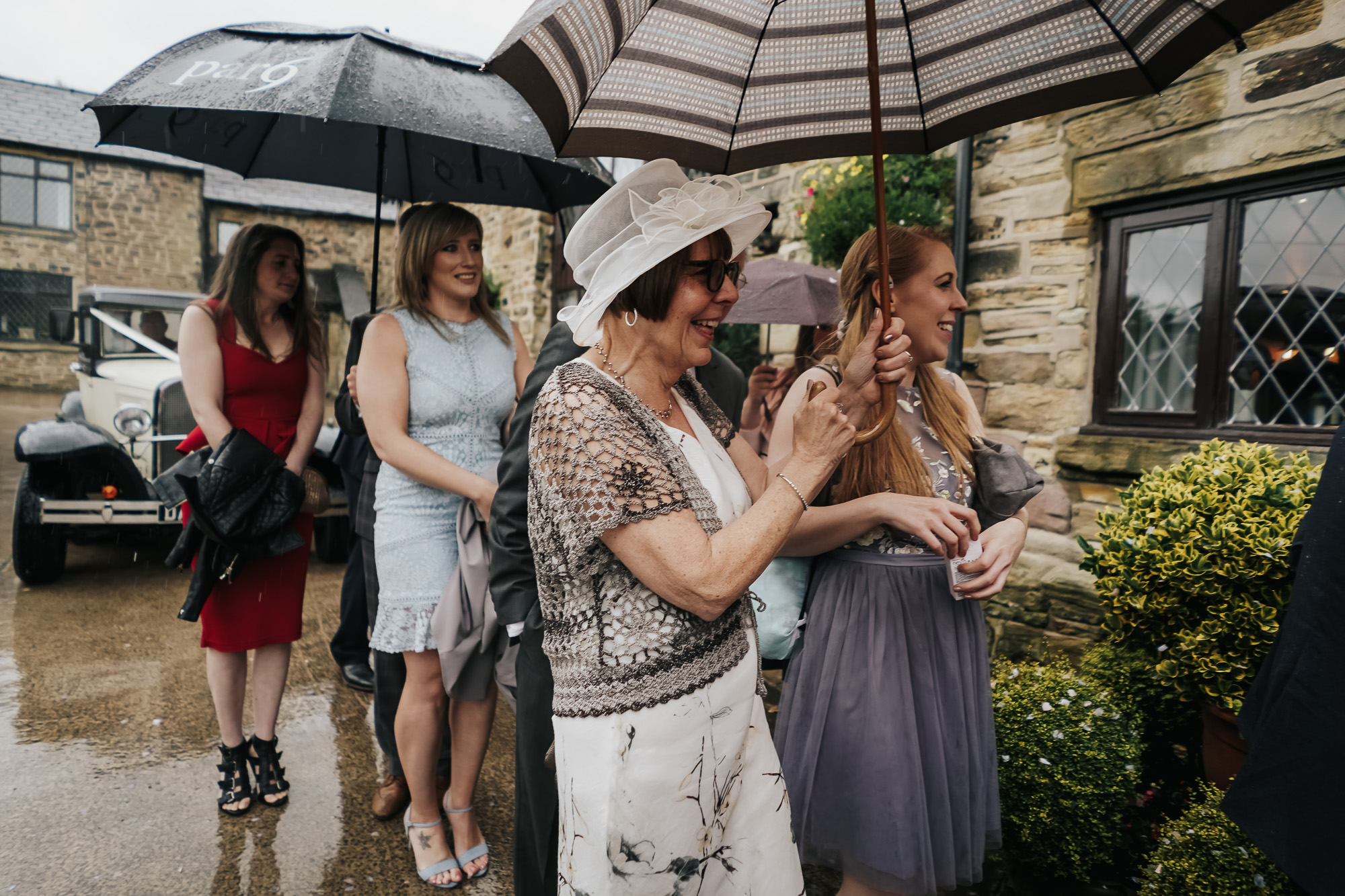 Hyde Bank Farm Wedding Photography Manchester wedding photographer (28 of 49).jpg