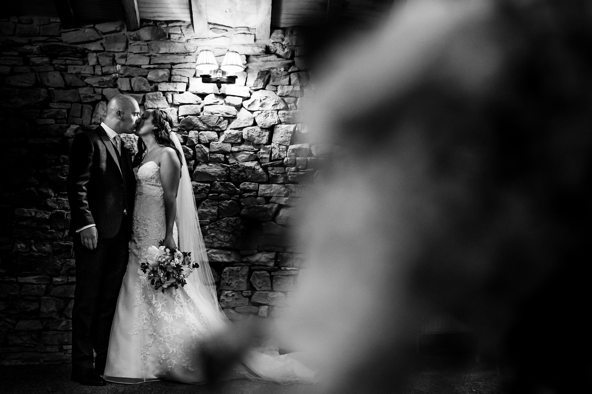 Hyde Bank Farm Wedding Photography Manchester wedding photographer (36 of 49).jpg