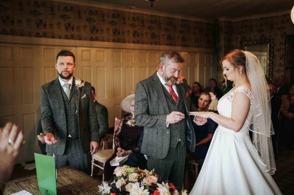 Shireburn Arms Lancashire Wedding Photography- 021.jpg
