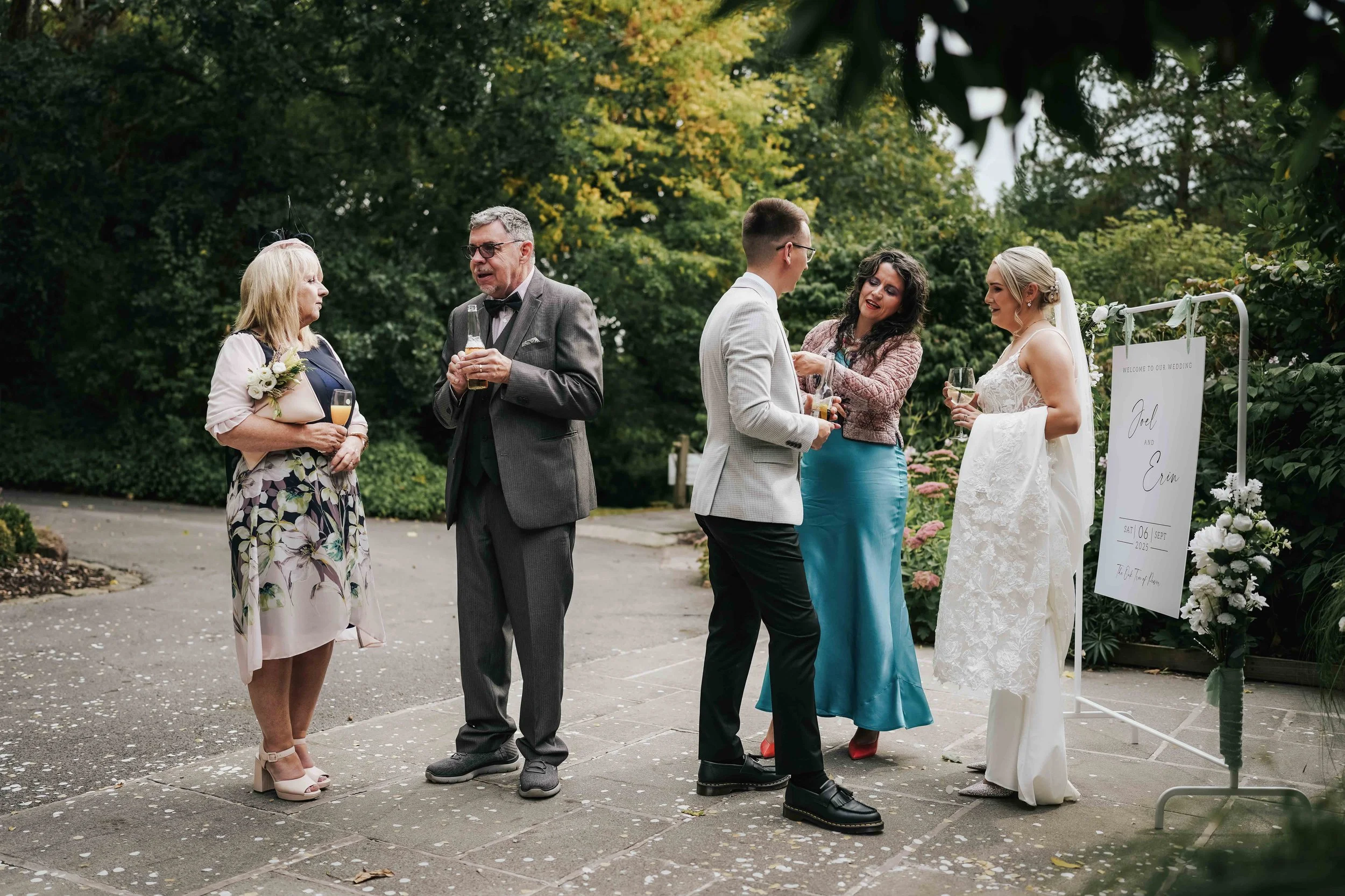oak tree of peover cheshire wedding photography - 024.jpg