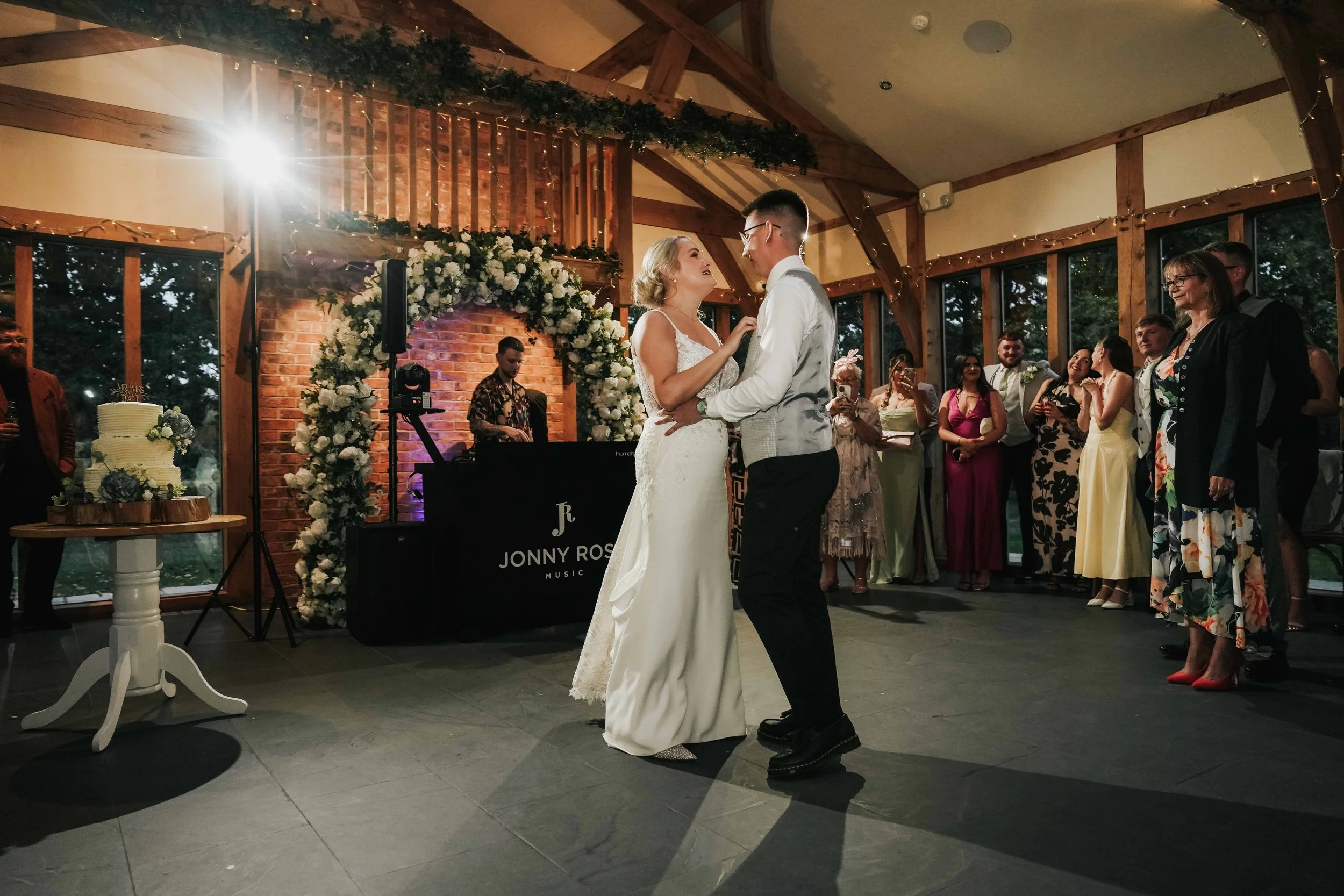oak tree of peover cheshire wedding photography - 051.jpg
