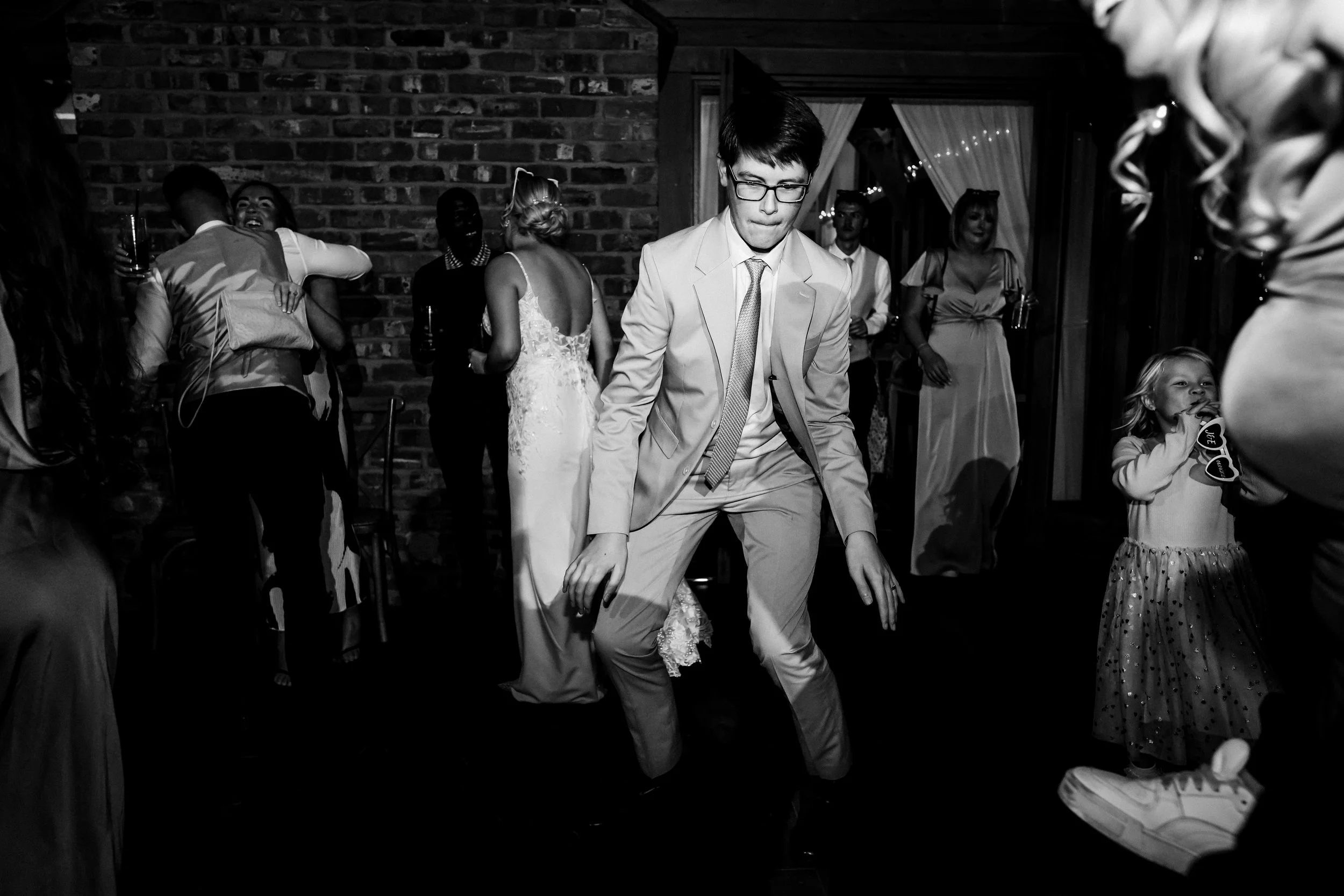 oak tree of peover cheshire wedding photography - 054.jpg