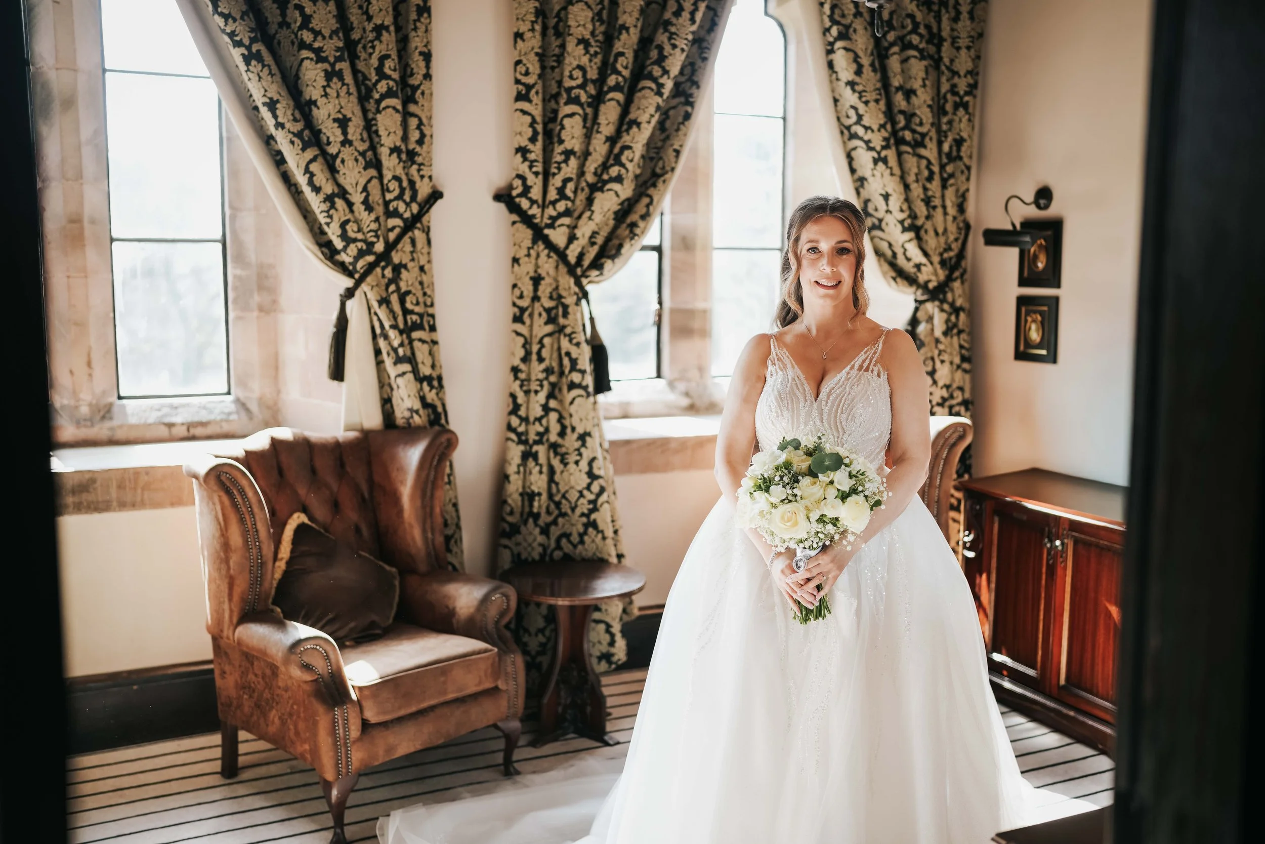 peckforton castle wedding photograsphy cheshire - 016.jpg