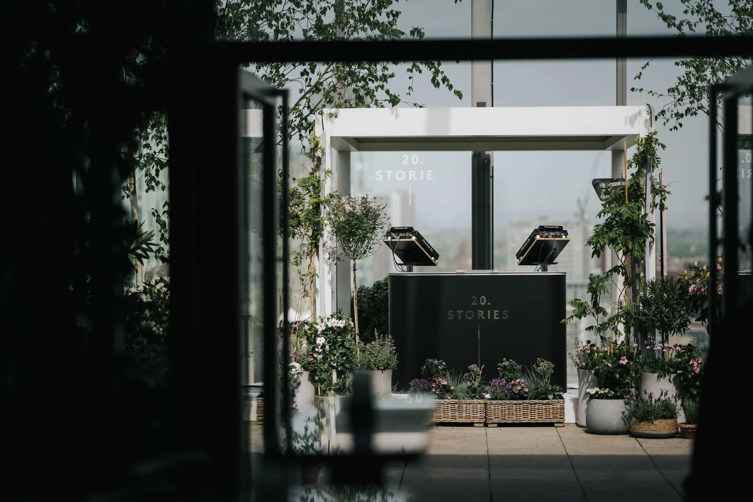 city centre wedding photography manchester documentry candid photographer033.jpg