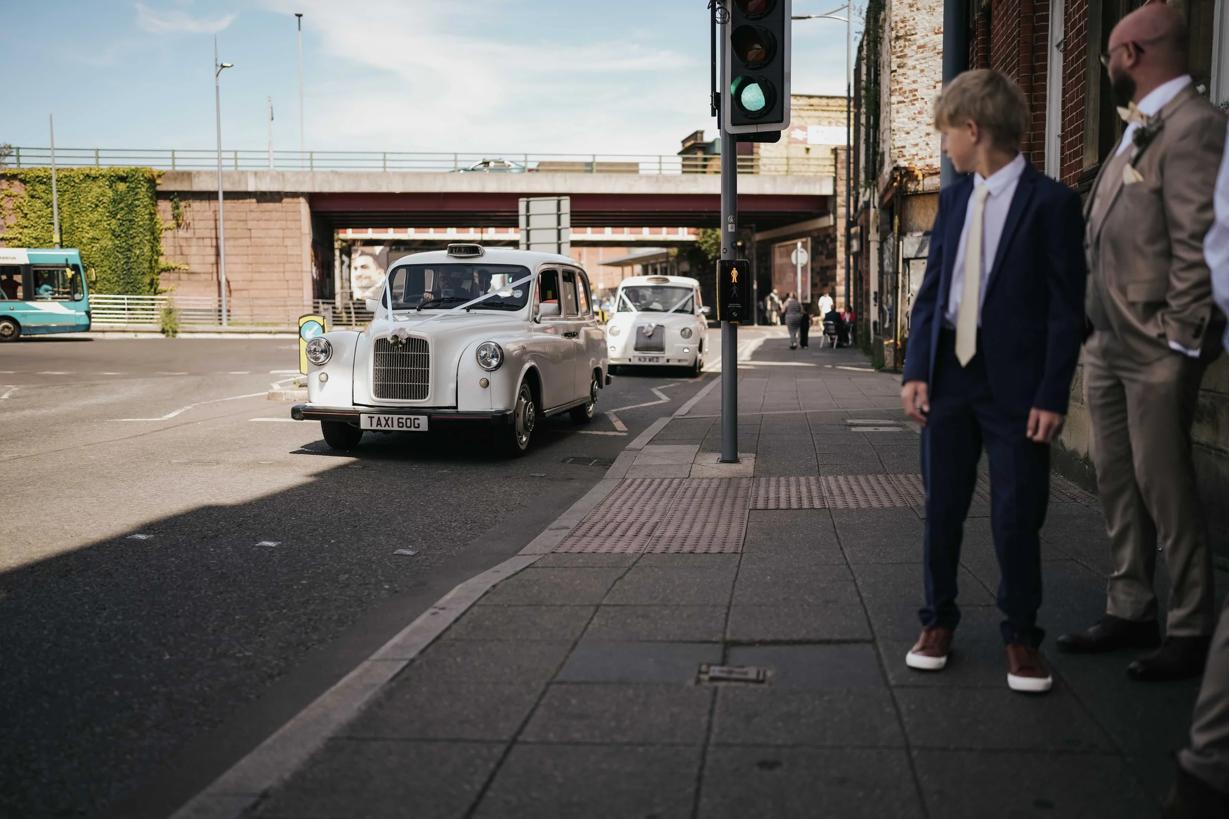 Parr Bank Warrington Cheshire Wedding Photography - 005.jpg