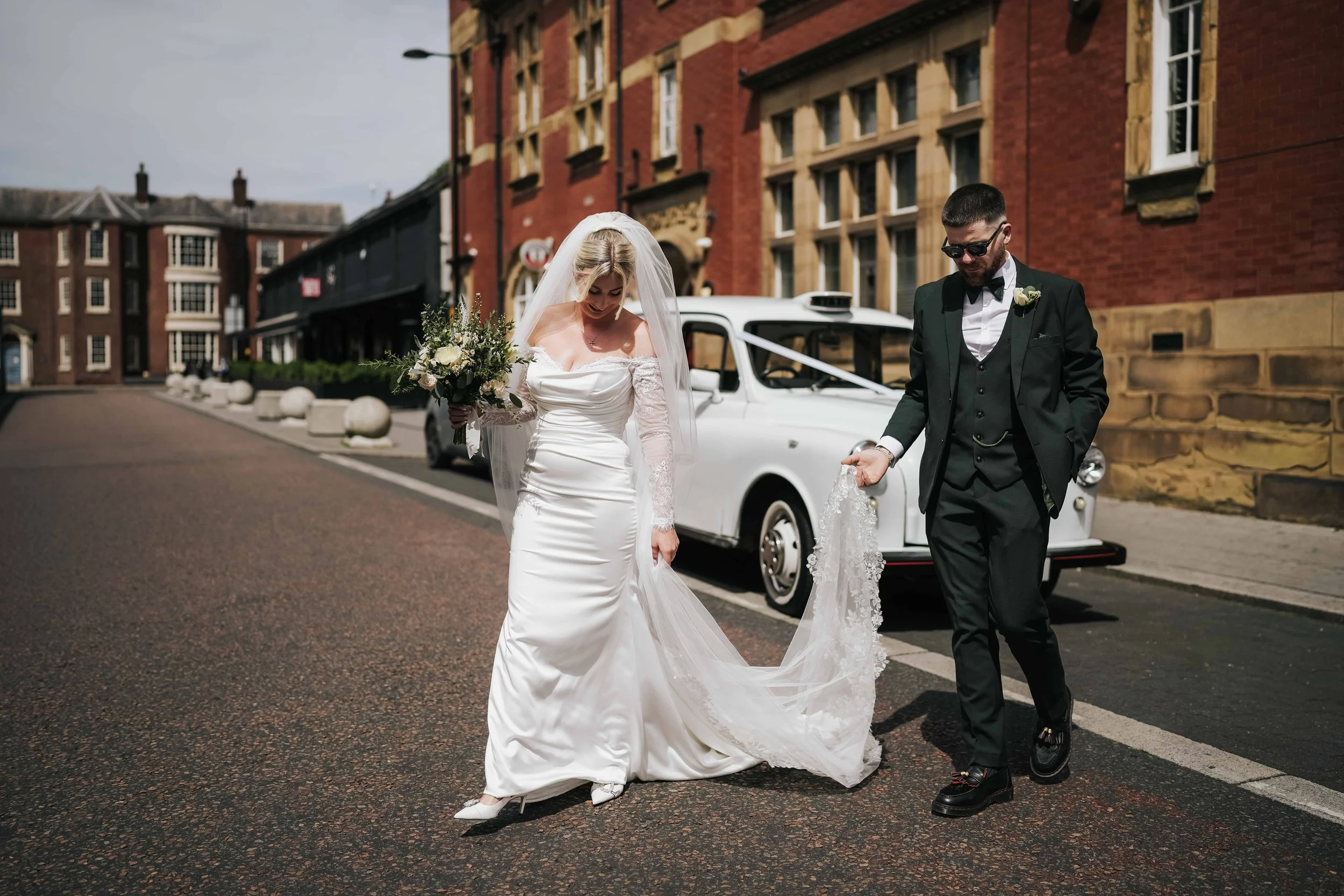 Parr Bank Warrington Cheshire Wedding Photography - 031.jpg