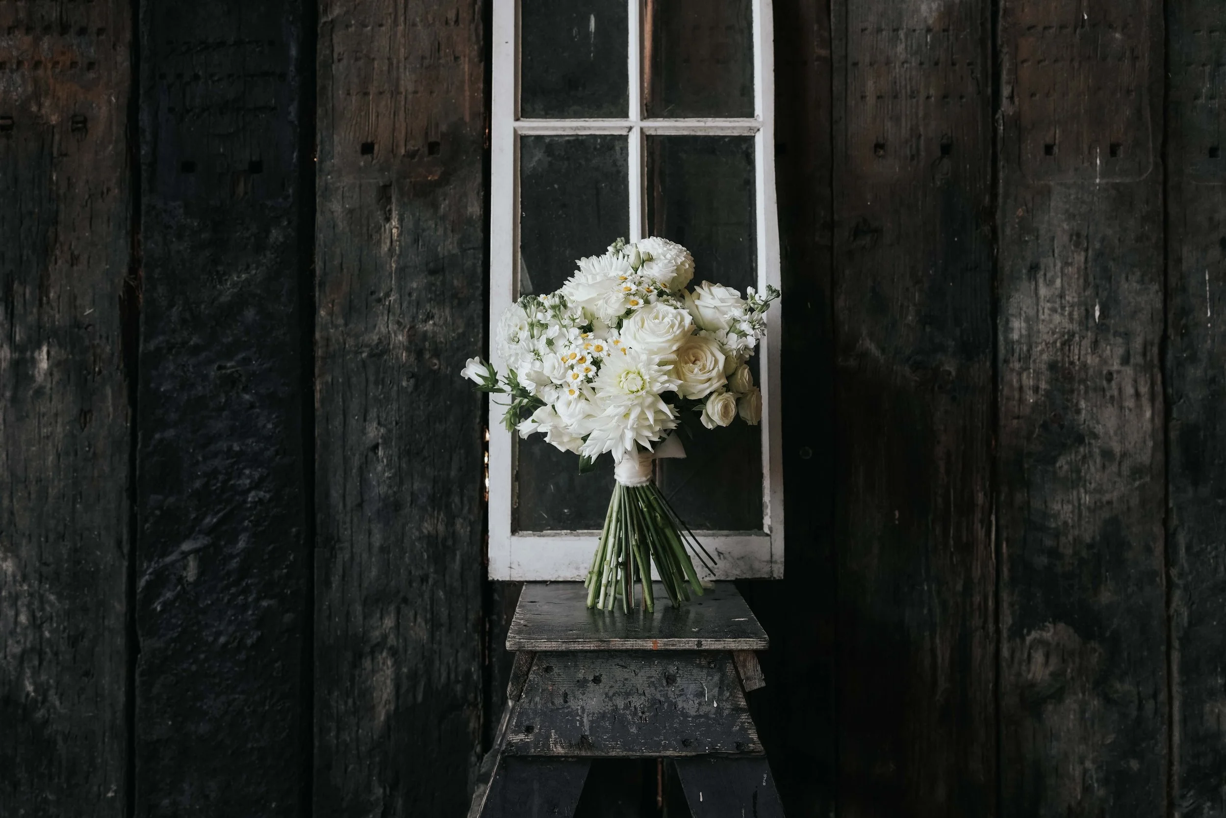 Owen HOsue Wedding Barn Photography Cheshire - 002.jpg