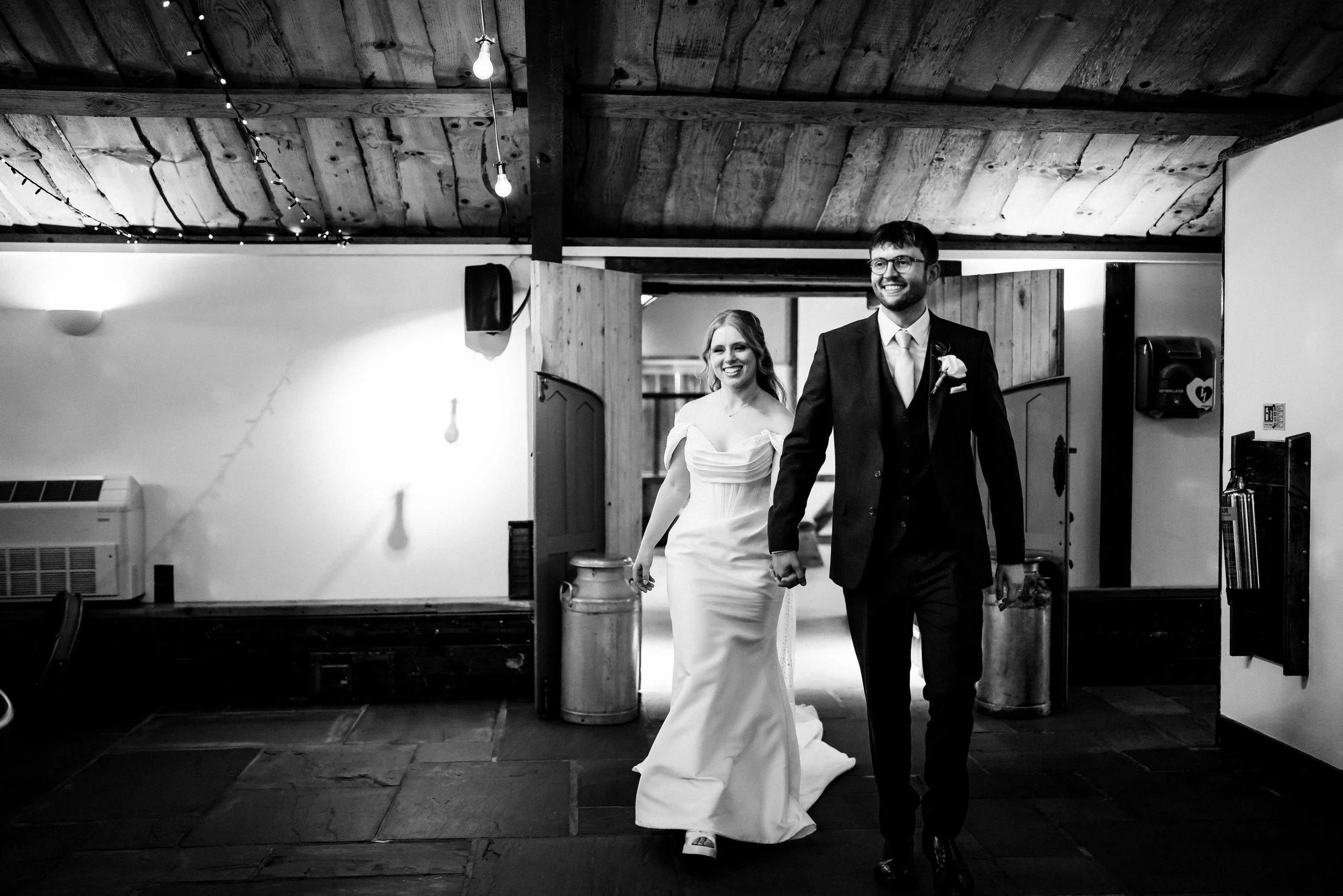 Owen HOsue Wedding Barn Photography Cheshire - 040.jpg