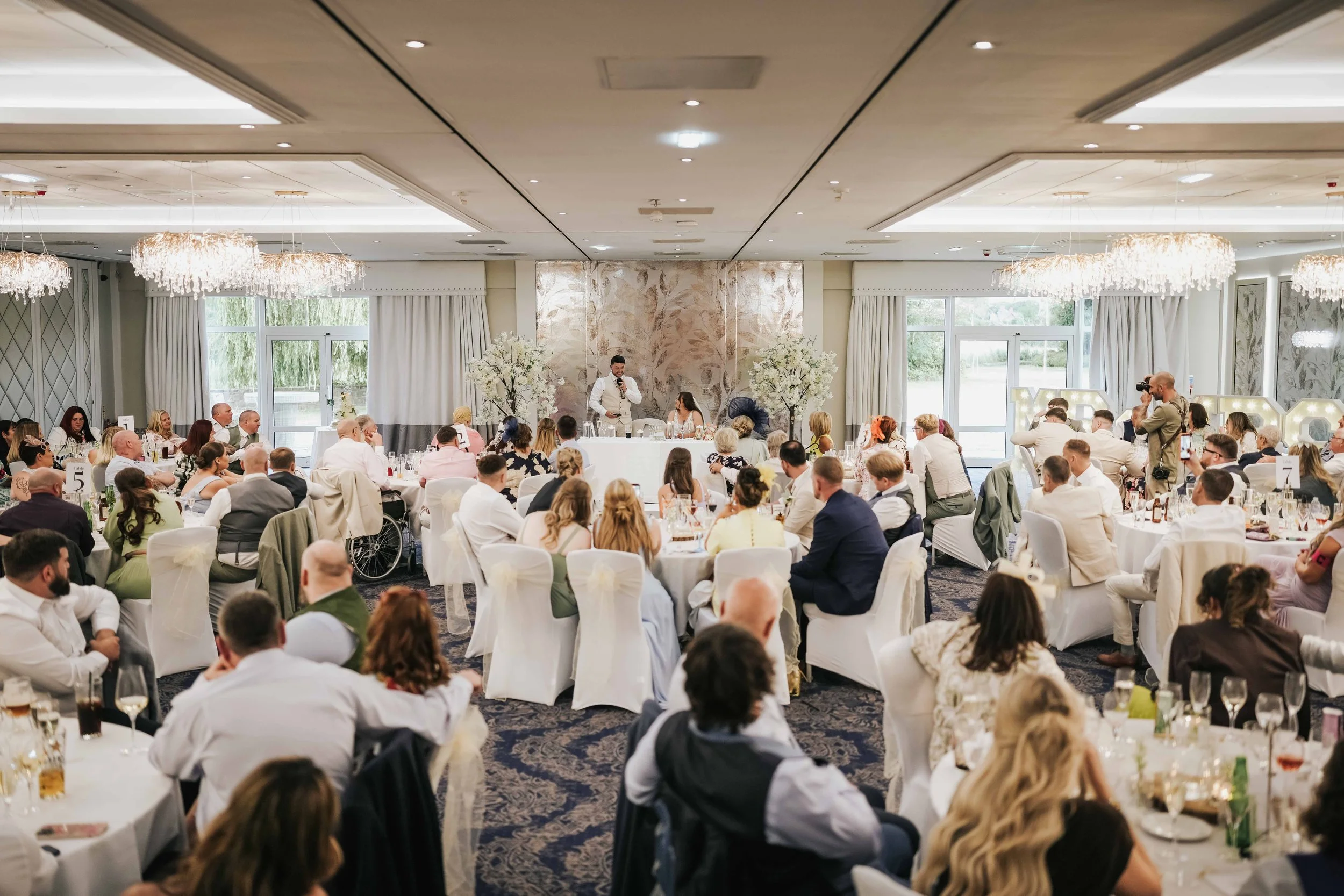 Thornton Hall Wedding Photography Blog Cheshire Wedding Photography - 039.jpg
