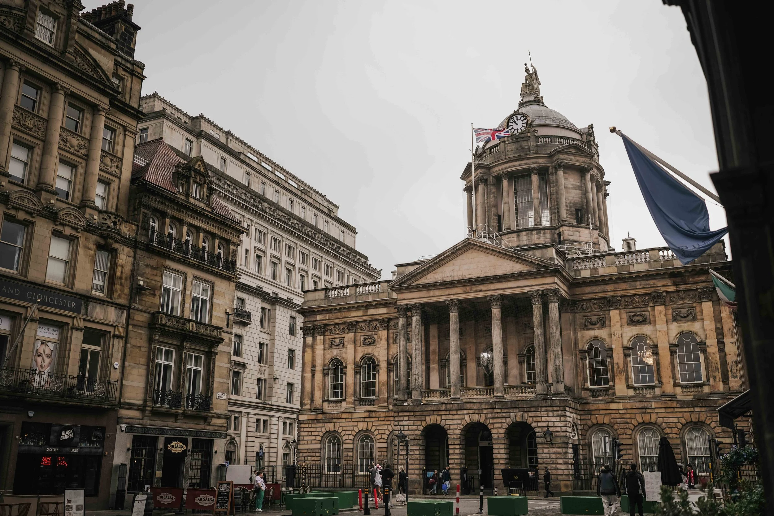 The Racquet CLub Liverpool City Centre Wedding Photogrphy Blog - 010.jpg