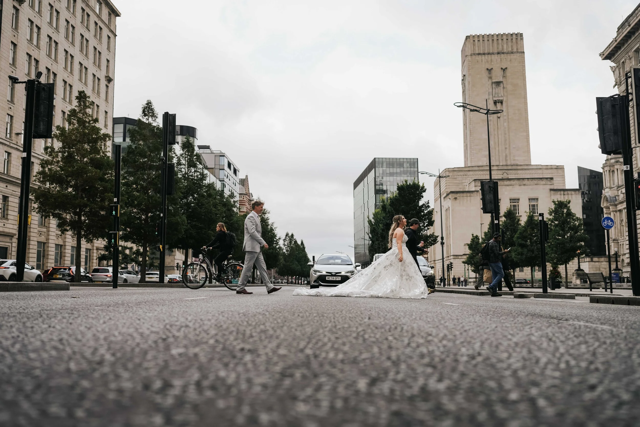 The Racquet CLub Liverpool City Centre Wedding Photogrphy Blog - 040.jpg