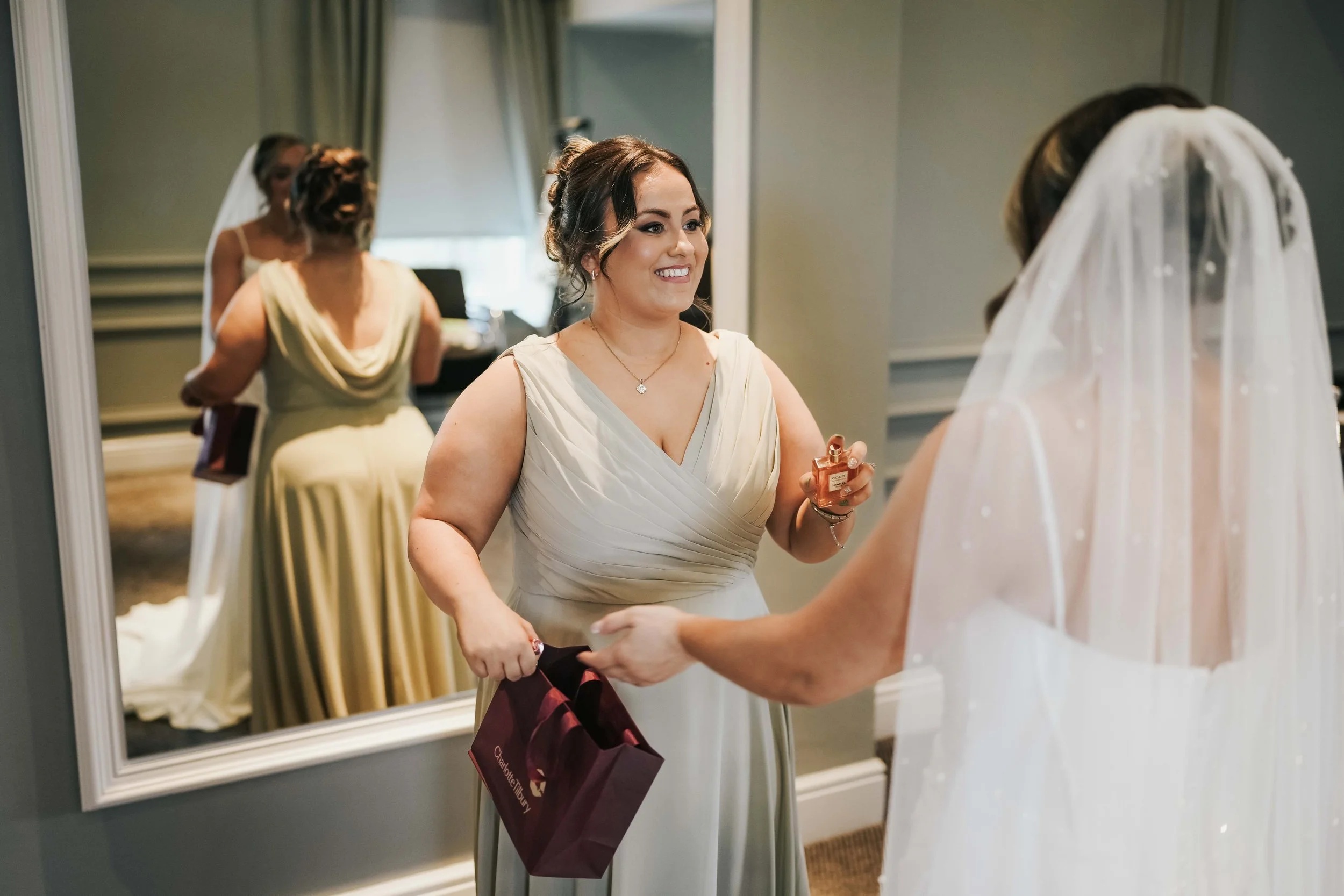 Double Tree Hilton Chester Wedding Photography Photographer Blog Cheshire- 011.jpg