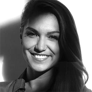 HawkAndCo_SummerJensen-Headshot-BW_01.jpg
