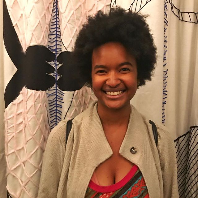 "Everything else outside of white supremacy. All the possibilities outside of it. All our potential for our happiness outside of White supremacy" -Holographic •
•
#theblackjoyproject #blackjoy #brussells #belgium #diaspora #dominicana #dominican #readmyworld #afroeuropean