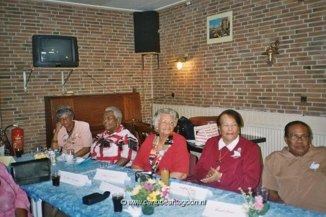 imm006_7.jpg