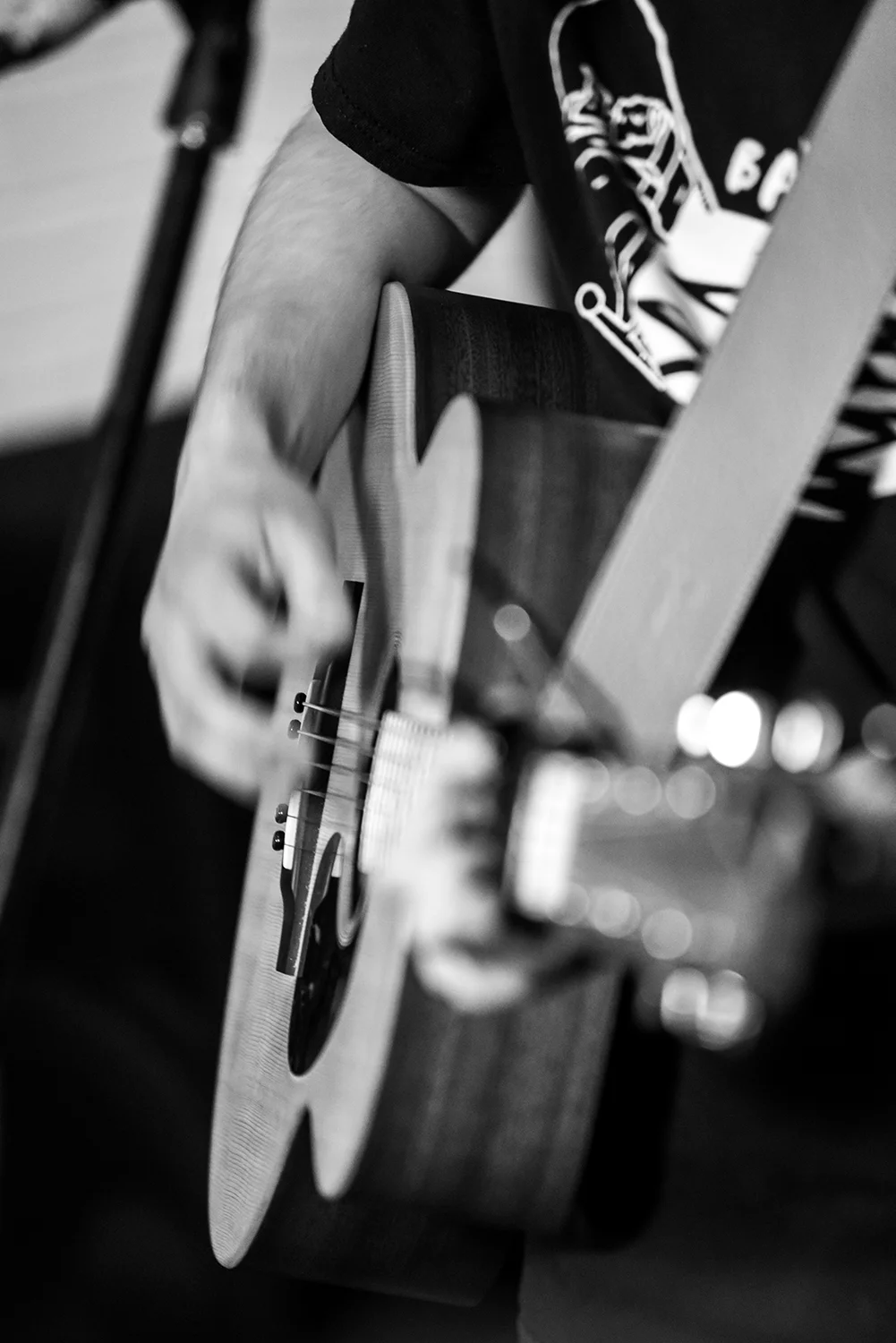 Sofar Sounds (3-27-17)-13 Jake McKelvie.jpg