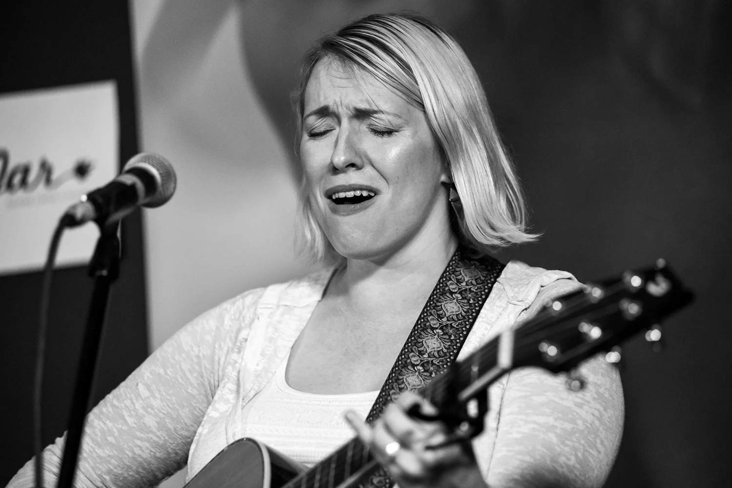 Sofar Sounds (3-27-17)-26 Emily Henry.jpg