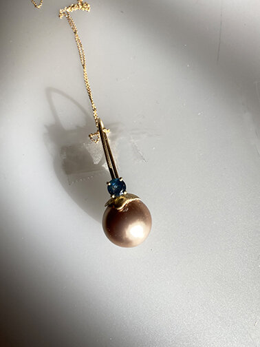 Gold Pearl Pendant  $1200